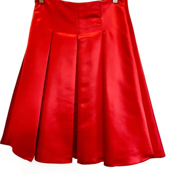 Armani Collezioni Red Satin A-Line Skirt Size IT 40 Elegant PleatedItaly